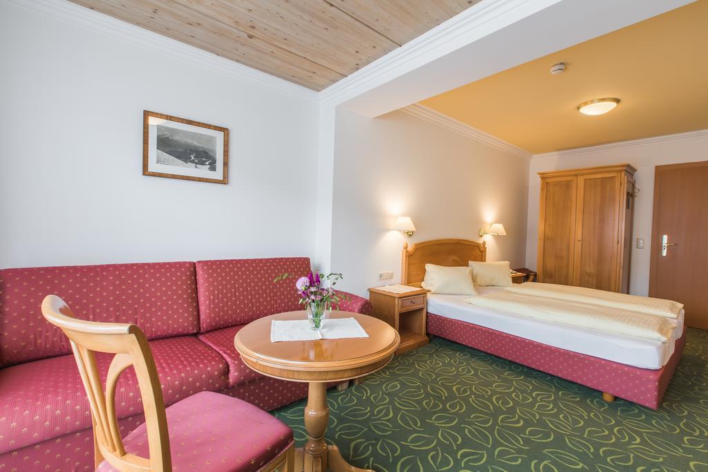 Hotel Niederreiter Maria Alm am Steinernen Meer Exteriör bild
